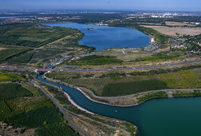 Grund für die Sperrung sind Untersuchungen zur Lage der Wasserbausteine.Foto: LMBV