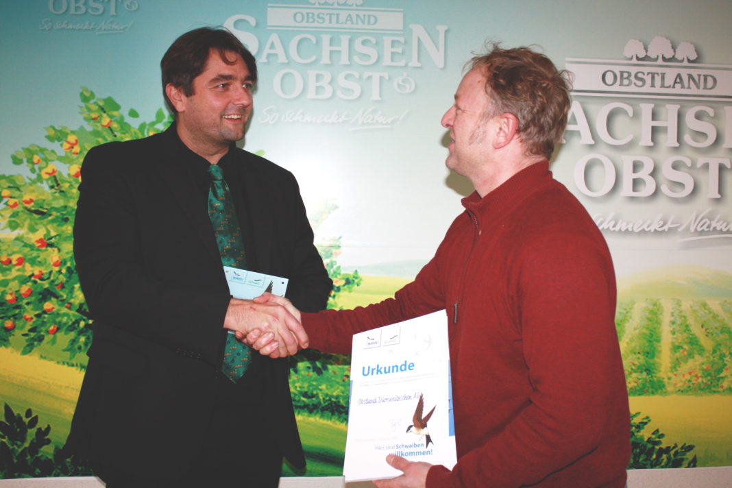 Kalbitz_Steuer_Schwalbenplakette_Schädlich