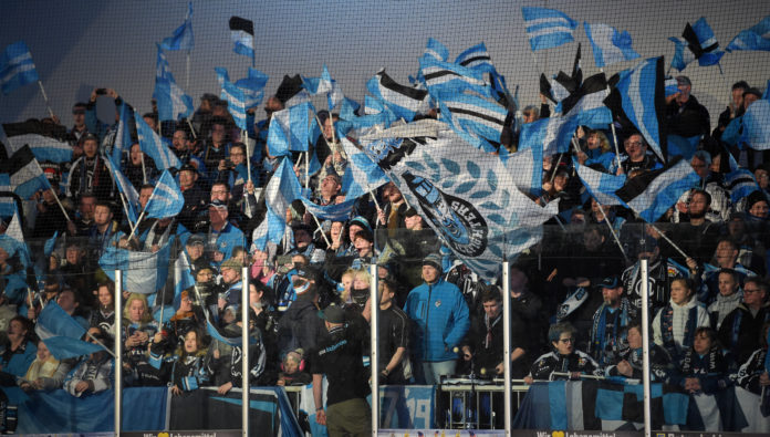 Icefighters Leipzig vs Crocodiles Hamburg, Eishockey, Oberliga Nord, 09.02.2020