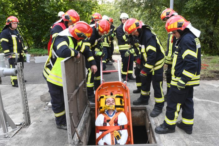 Großeinsatz an Colditzer Pumpwerk. Foto: Kube