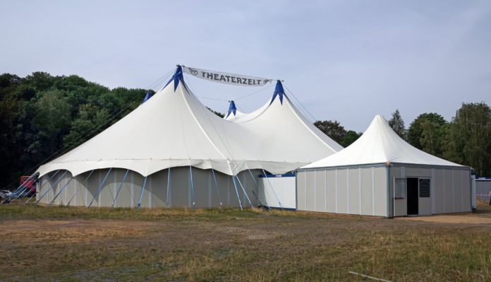 Theaterzelt