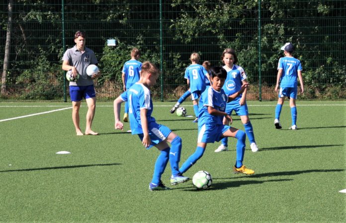 BlauWeißLeipzig2_E-Jugend_Foto_AndreasNeustadt