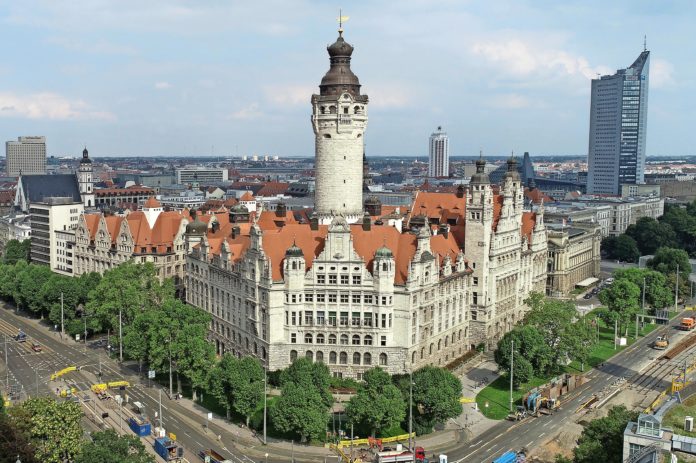 Luftbild / Ansicht vom Neues Rathaus / Plei§enburg in Leipzig