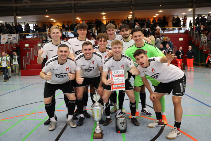 Neujahrsfußballturnier des SV Lok Altenburg im Goldenen Pflug Altenburg