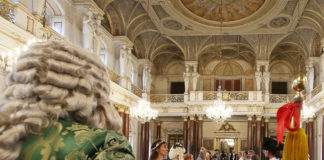 Altenburger Museumsnacht 2022 - hier im Residenzschloss Altenburg die Gräflich Schönburgische Schlosscompanie e.V.