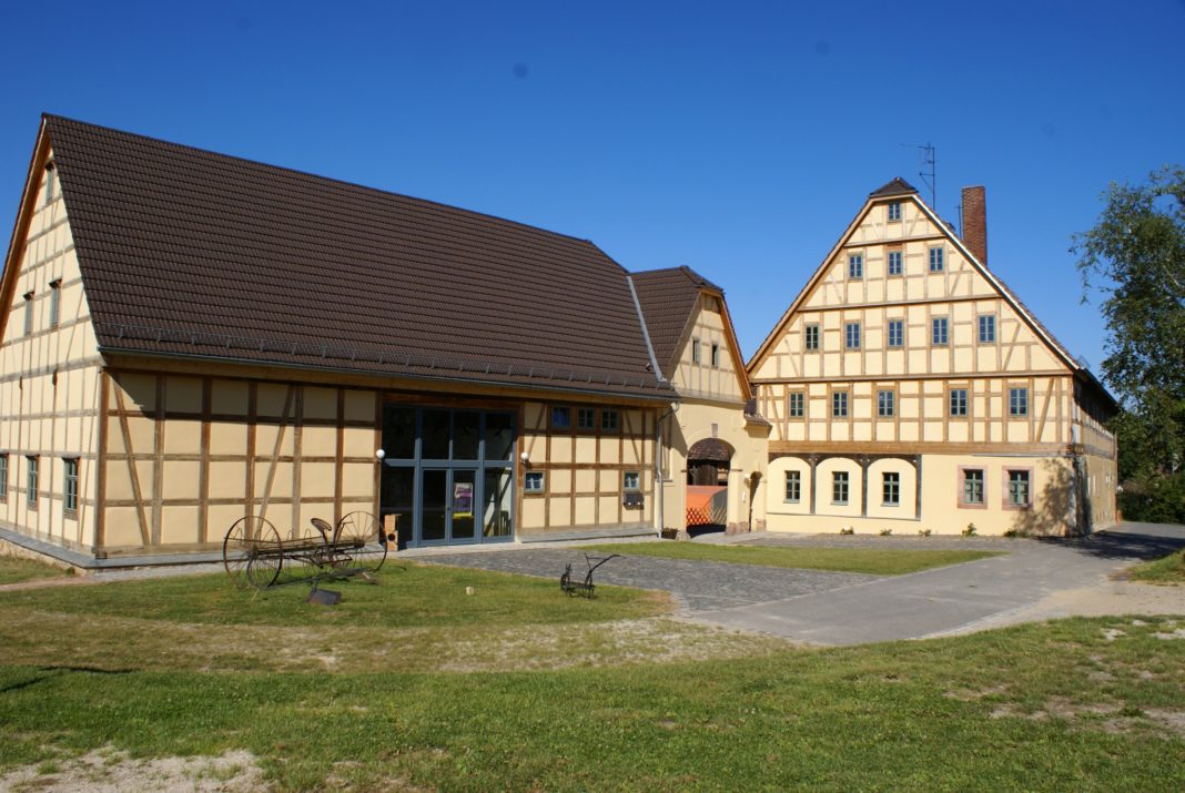 Auch der Heimatverein Göpfersdorf beteiligt sich mit dem Quellenhof Garbisdorf.