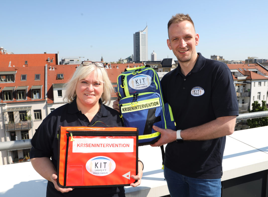 Sie helfen in Extremsituationen: Heike Stellmacher und Tobias Hönig vom Kriseninterventionsteam Leipzig.Foto: André Kempner