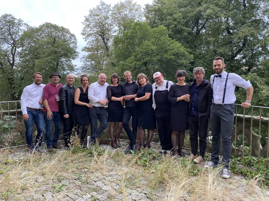 Bockwitzer Saitlinge & Singers covern Lieder von Gerhard Gundermann