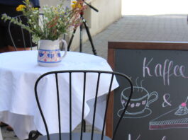 Das Mitmach-Caf&eacute; in Wurzen sucht Freiwillige, die beim Kuchen backen helfen.