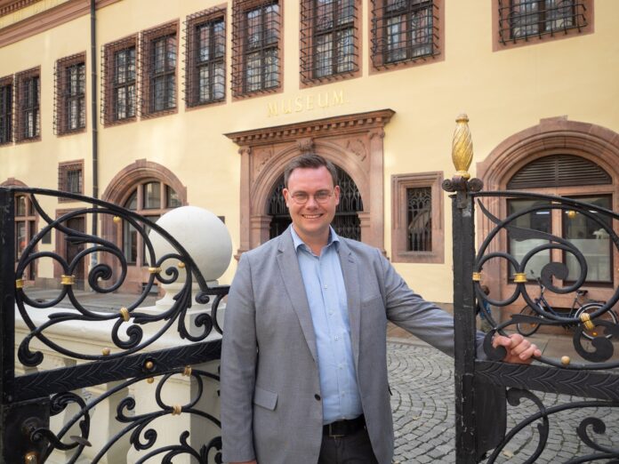 vor_dem_Alten_Rathaus Blickt voraus auf ereignisreiche Monate: Lotteraner-Chef Eric Buchmann.