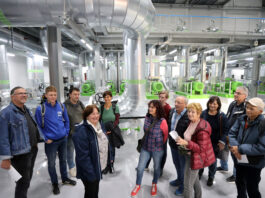 Das Heizkraftwerk S&uuml;d in Leipzig wurde mit einem B&uuml;rgerfest feierlich er&ouml;ffnet.