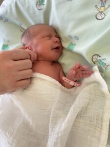 Amelie ist das erste Baby, das im neuen Jahr am Klinikum Sankt Georg geboren wurde.