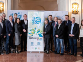 Zur konstituierenden Sitzung fand sich in diesen Tagen das Kuratorium f&uuml;r das Internationale Deutsche Turnfest Leipzig 2025 im Neuen Rathaus der Messestadt zusammen. Foto: Eric Kemnitz