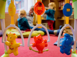 K&uuml;rzlich wurde eine neue Kreiselternvertretung f&uuml;r die Kindertageseinrichtungen des Kreises gew&auml;hlt. Foto: Julian Stratenschulte/dpa