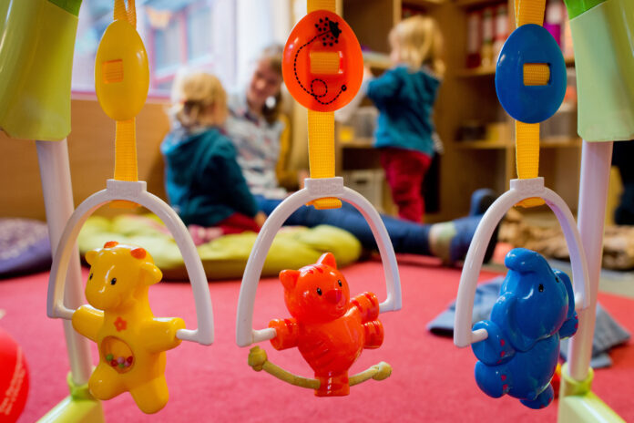 Foto für Dominik Welters Kürzlich wurde eine neue Kreiselternvertretung für die Kindertageseinrichtungen des Kreises gewählt. Foto: Julian Stratenschulte/dpa