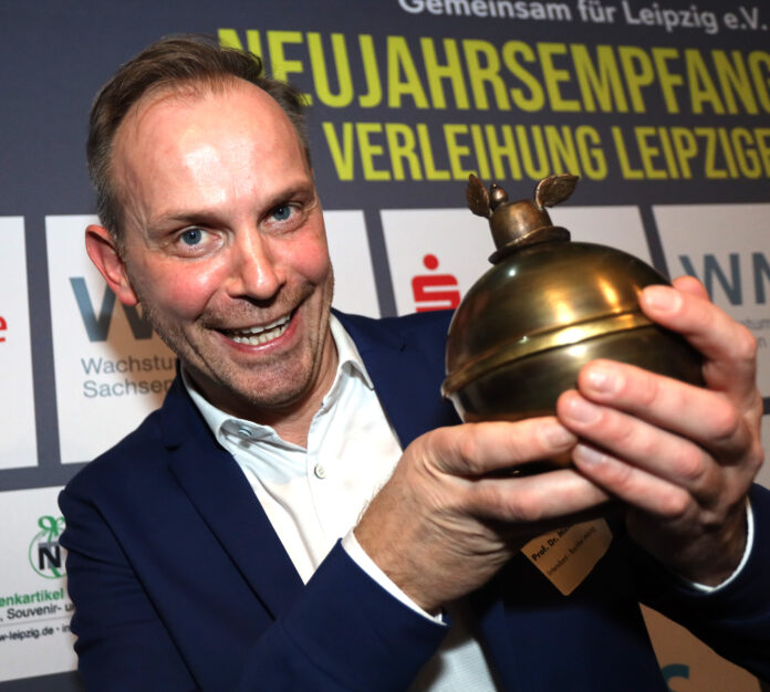 Verleihung der Leipziger Lerche an Michael Maul in der LVZ-Kuppel in Leipzig Verleihung der Leipziger Lerche an Michael Maul in der LVZ-Kuppel. Foto: André Kempner