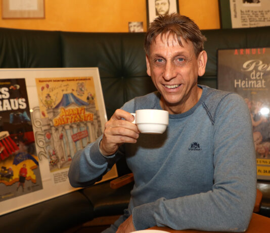 Ein Abschied mit einem letzten Kaffee und einem L&auml;cheln: Thorsten Wolf blickt auf die Zeit nach der &bdquo;Funzel&ldquo; Foto: Andr&eacute; Kempner