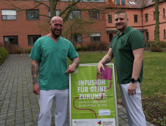 Pflegefachkräfte_SKH_Altscherbitz Die Pflegefachkräfte vom SKH Altscherbitz laden zum Boys'Day ein. Foto: SKH Altscherbitz