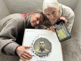 ie Schwestern Marie-Claire (67/l.) und Diane de Selliers (69) sind die Nichten des franz&ouml;sischen Offiziers Pierre Mairesse Lebrun, dem in Colditz die spektakul&auml;re Flucht aus dem Kriegsgefangenenlager gelungen war. Im Schloss ist seine Flucht virtuell zu erleben. Foto: Haig Latchinian