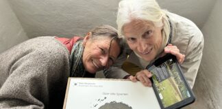 ie Schwestern Marie-Claire (67/l.) und Diane de Selliers (69) sind die Nichten des französischen Offiziers Pierre Mairesse Lebrun, dem in Colditz die spektakuläre Flucht aus dem Kriegsgefangenenlager gelungen war. Im Schloss ist seine Flucht virtuell zu erleben. Foto: Haig Latchinian