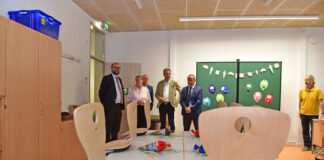 Während des Eröffnungsrundgangs im neuen Förderschulcampus Delitzsch. Foto: LRA/Bley