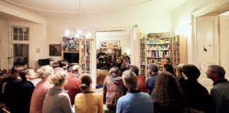Jetzt kann man sich anmelden für die Notenspur-Nacht der Hausmusik - sowohl als Musizierende als auch als Gastgebende. Foto: Daniel Reiche