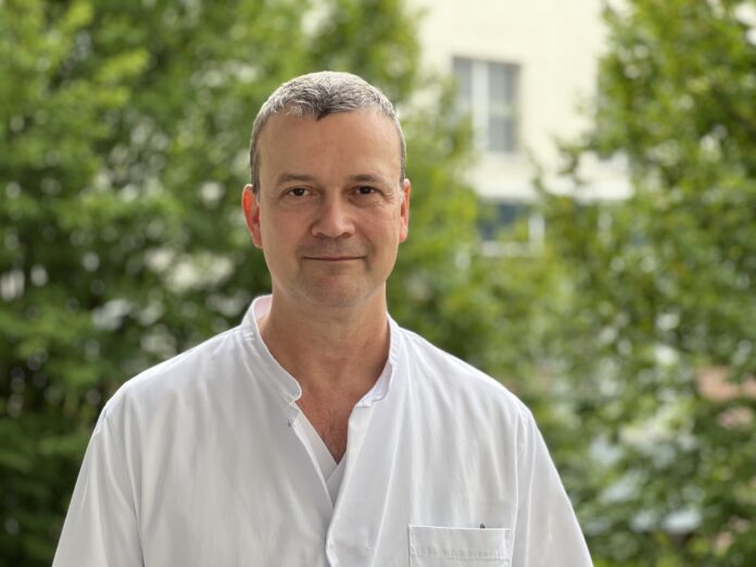 Rainer_Fruth Chefarzt Dr. Rainer Fruth leitet seit Oktober die Klinik für Orthopädie und Unfallchirurgie/Spezielle Unfallchirurgie sowie Sportmedizin am Klinikum Altenburger Land. Foto: Christine Helbig