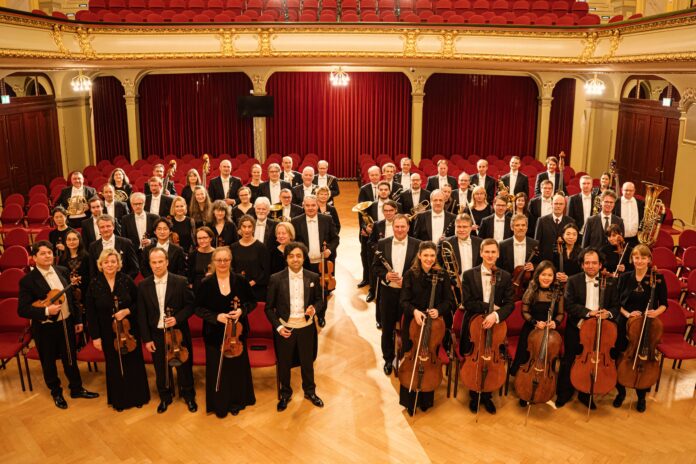 Das Philharmonische Orchester Altenburg-Gera spielt das Konzert zum Jahresausklang. Foto: Ronny Ristock