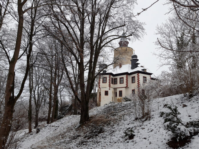 BurgPosterstein_Winter_WEB Die Burg Posterstein lädt zur Weihnachtskrippenausstellung ein. Foto: Museum Burg Posterstein