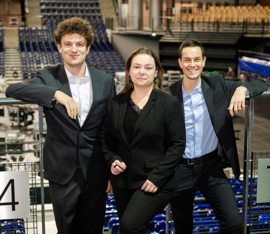 Blicken zufrieden zur&uuml;ck und optimistisch voraus: Matthias K&ouml;lmel, Iris Rackwitz und Philipp Franke (v.l.). Foto: Christian Modla