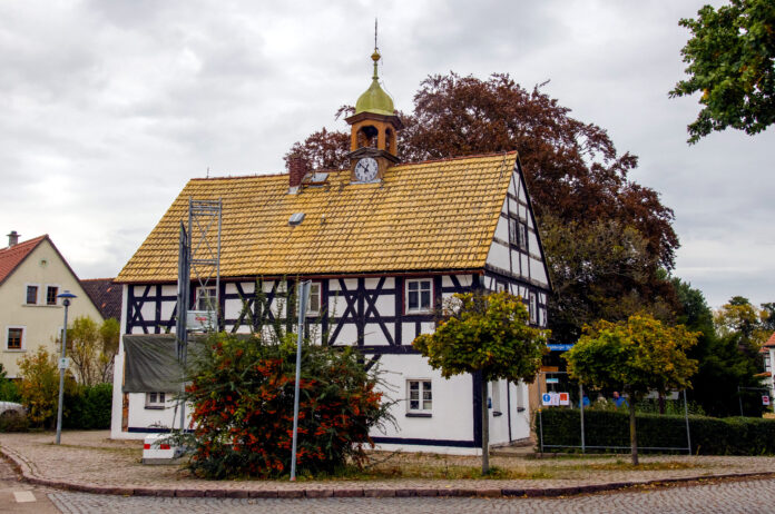 _DSC5612_aussenansicht Erhält für dieses Jahr weitere 5000 Euro Fördermittel der Kultur- und Umweltstiftung Leipziger Land der Sparkasse Leipzig: das Bauernrathaus Prießnitz. Foto: René Beuckert