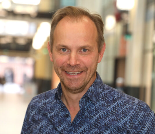 Verbindet im &bdquo;Auerbachs Keller&ldquo; die Musik von Bach mit Goethes &bdquo;Faust&ldquo;: Professor Michael Maul. Foto: Andr&eacute; Kempner