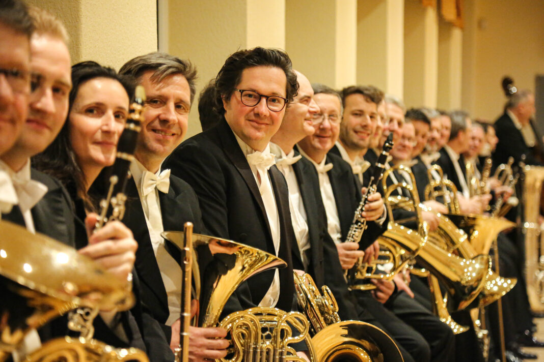 Die Sächsische Bläserphilharmonie gibt zwei Konzerte in Grimma. Foto: Stefanie Schennerlein