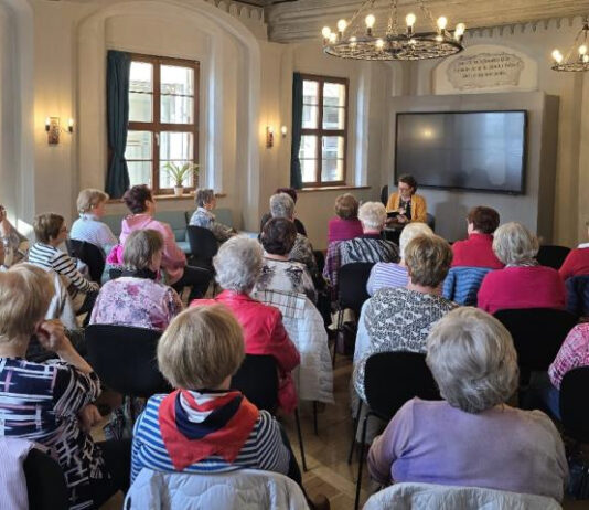 Das Interesse an der Frauentagslesung in der Eilenburger Stadtbibliothek war gro&szlig;. Foto: Stadtverwaltung Eilenburg