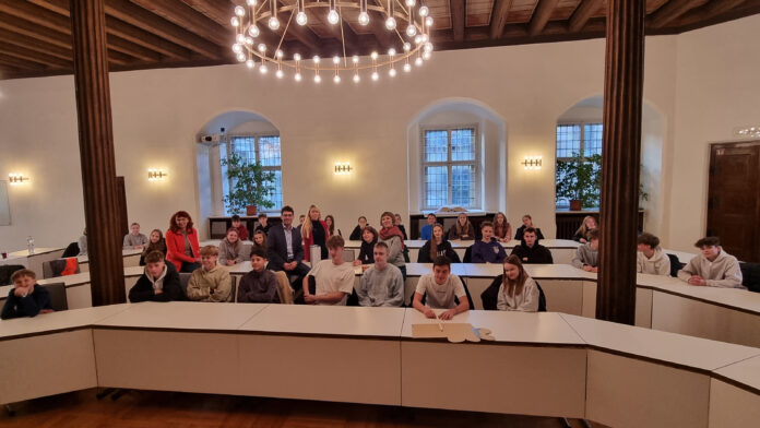 web-Lerchenberg_01 Schüler der Základni skola in der tschechischen Partnerstadt Zlin waren in dieser Woche in Altenburg zu Gast. Foto: PM