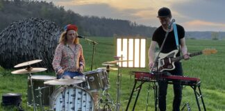 Das Duo "Herrmann" sorgt für die Musik beim Colditzer "Tanz in den Mai". Foto: privat