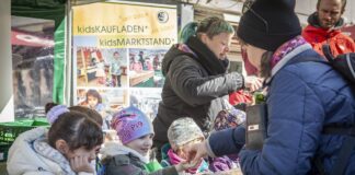 Beim Projekt "Kids-Marktstand" können Kindergartenkinder sich als Markthändler ausprobieren. Foto: Christiane Gundlach
