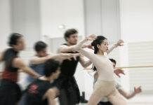 Die Proben für die Premiere laufen auf Hochtouren: In der Titelrolle von "Die Mondprinzessin" spielt Madoka Ishikawa. Foto: Ida Zenna
