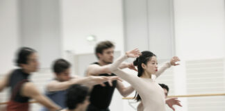Die Proben für die Premiere laufen auf Hochtouren: In der Titelrolle von "Die Mondprinzessin" spielt Madoka Ishikawa. Foto: Ida Zenna