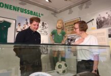 Grün-weiße Fußball-Geschichte kann man aktuell im Haus Böttchergäßchen kennenlernen. Foto: : Ricarda Abendroth