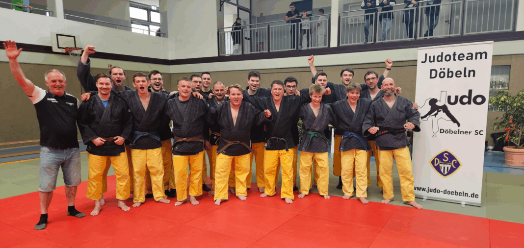 Gut gelaunte Judo-Sportler beim Döbelner Wettkampf. Foto: Lilly Marleen Wetzig
