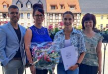 Julia Gleißner (2.v.r.) ist die neue Gleichstellungsbeauftragte in der Stadtverwaltung Schmölln. Foto: PM