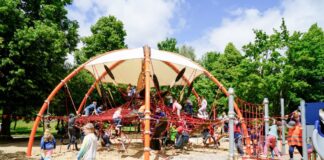 Der Spielplatz in der Liebermannstraße kann seit einigen Tagen genutzt werden. Foto: Franziska Ebert