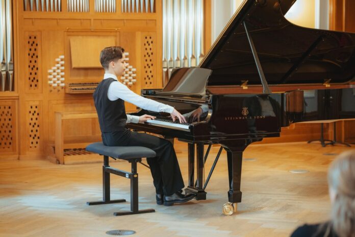 seyffarth_karl_001 Der Altenburger Musikschüler Karl Seyffarth hat sich für einen internationalen Klavierwettbewerb in San Francisco qualifiziert. Foto: Christian Kern