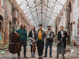 Bittet beim Gr&uuml;nauer Kultursommer zur Balkanmusik: Die Band Herje Mine. Foto: Herje Mine