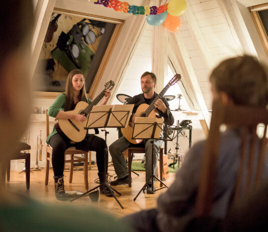 Vor allem Musizierende sind derzeit gesucht f&uuml;r die Notenspur-Nacht der Hausmusik am 22. November. Foto: Daniel Reiche