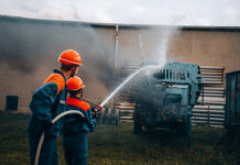 Beim großen Ausbildungstag der Jugendfeuerwehren mussten die Jungfloriane anspruchsvolle Aufgaben bewältigen und ihr Können unter Beweis stellen. Foto: Cedric Weila