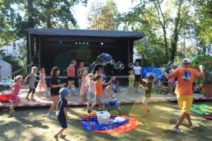 Beim Parkfest gibt es immer einige Angebote für Kinder. Foto: Landfrauen Beerendorf