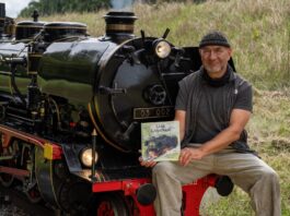 Er hat zum 100. Geburtstag von "Lisa" ein Kinderbuch &uuml;ber die Dampflok geschrieben: Thomas Mucke. Foto: Steven Gebauer