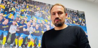 Viel Verantwortung und damit immer ein ganz schön volles Programm: Als Geschäftsführer Sport beim Regionalligisten 1. FC Lokomotive Leipzig ist Toni Wachsmuth ein gefragter Mann - auch am Wochenende. Foto: Lars Preußer